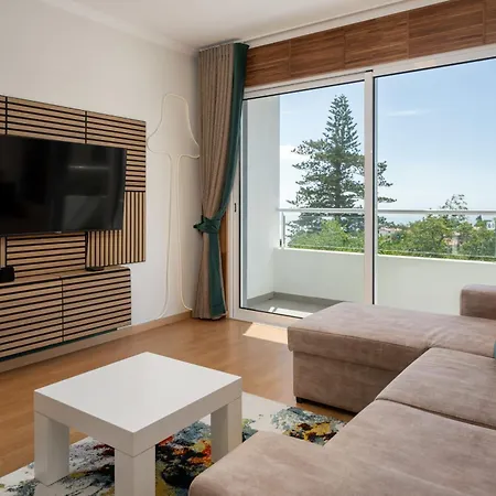 Madeira Ocean View By An Island * 卡尼索