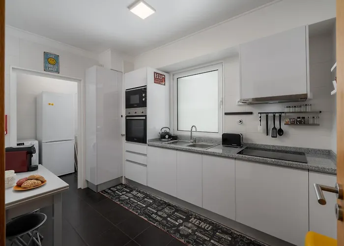 Апартаменты Madeira Ocean View By An Island *